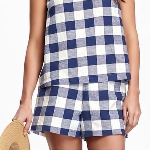 Old Navy Pants - Linen Blue Gingham Short
